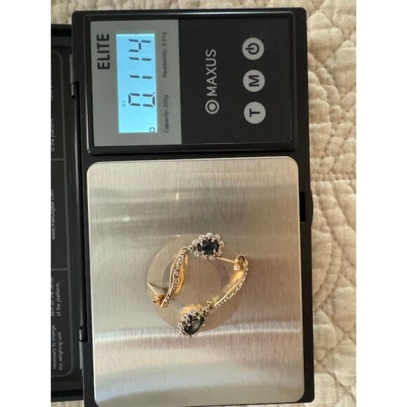 10K yellow gold tear drop blue sapphire and diamonds earrings. - Picture 6 of 7